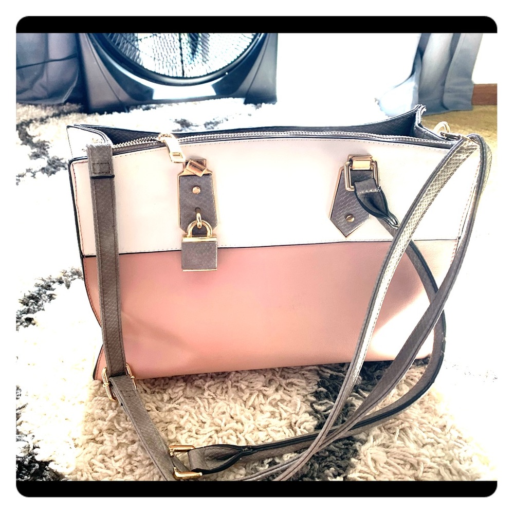 Women’s purse